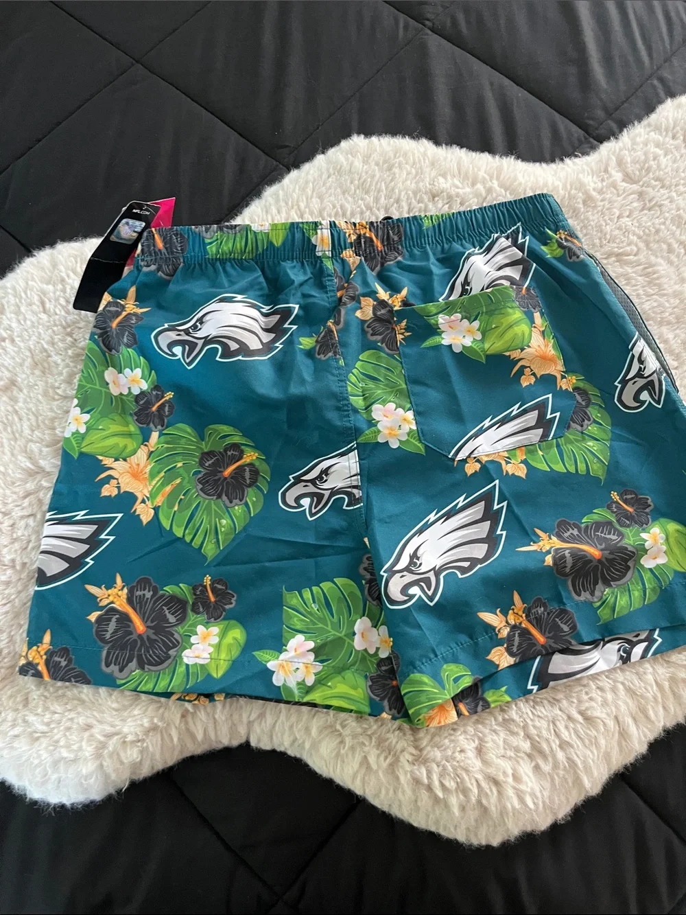 Eagles NFL swim trunks Medium NWT